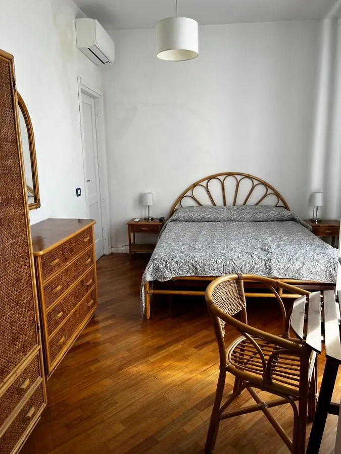 Guest house A Casa Del Conte Hotel Palermo Italy